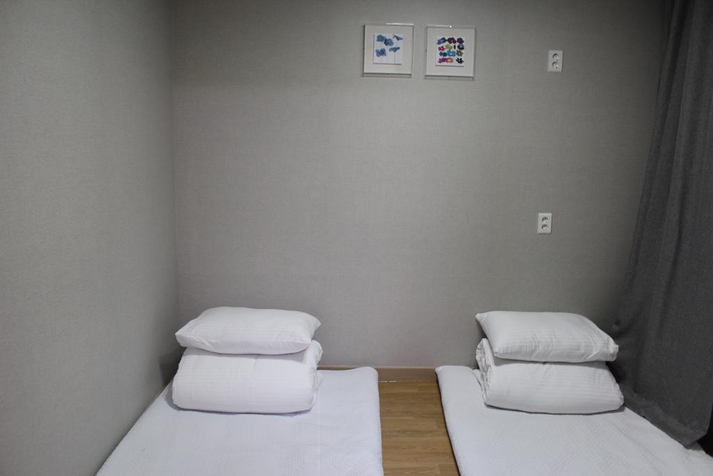 The Flower Road Guesthouse 顺天市 外观 照片