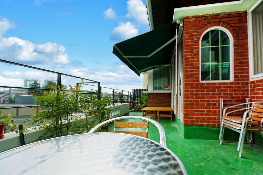 The Flower Road Guesthouse 顺天市 外观 照片